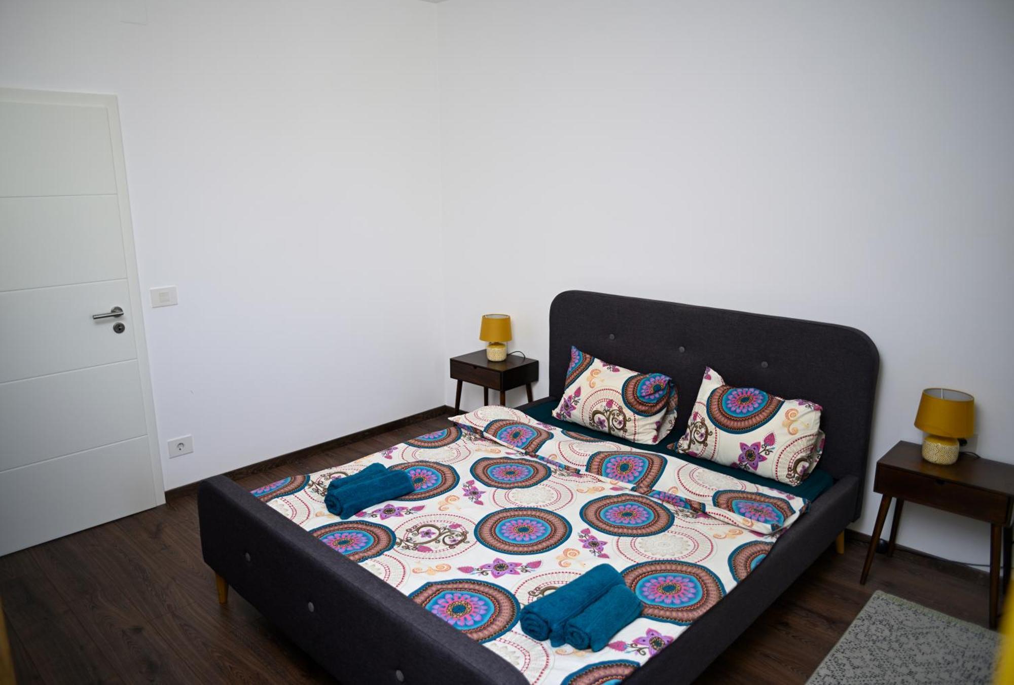 Mirvana Apartments Metheor Executive Suite Timişoara Exterior foto