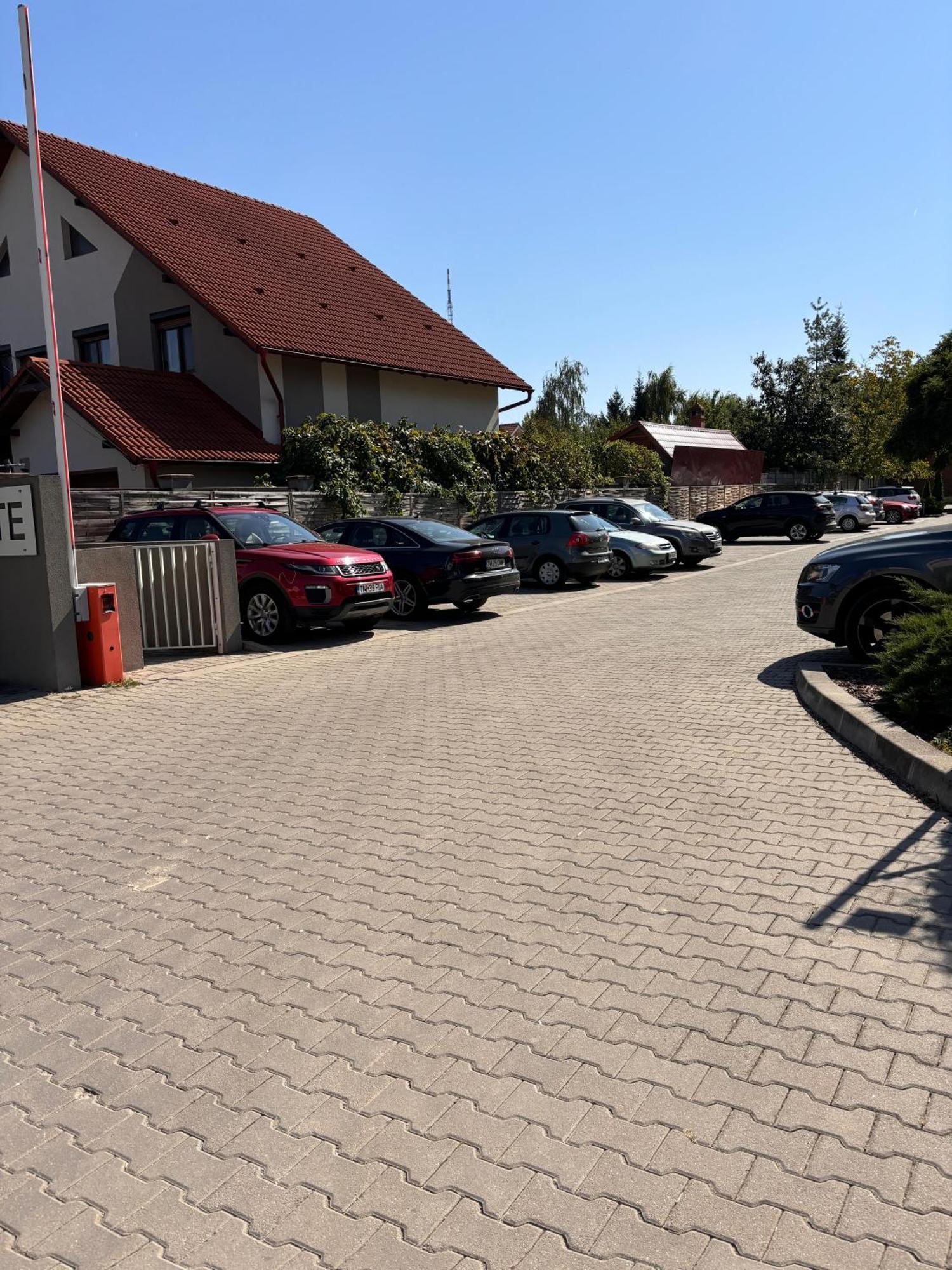 Mirvana Apartments Metheor Executive Suite Timişoara Exterior foto